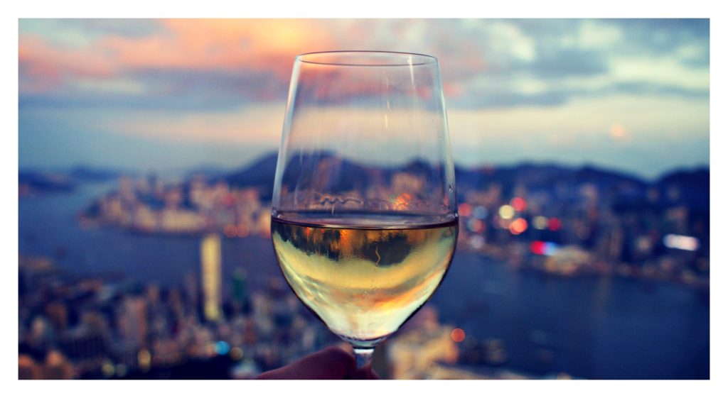 White,Wine,On,The,Skyline